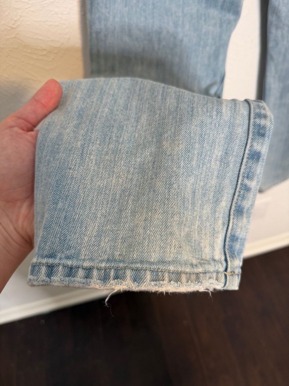 Sincerely Jules Women's Light Wash subtle Stripped Straight Jeans Size 5/27 - Picture 10 of 13
